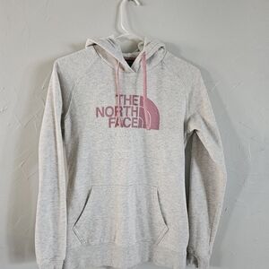 The North Face Women's Light Gray Hoodie with Pink Logo
